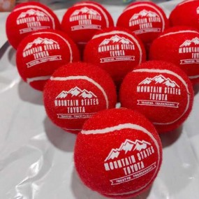 Personnalisation de Balles de Tennis pour Entreprises
